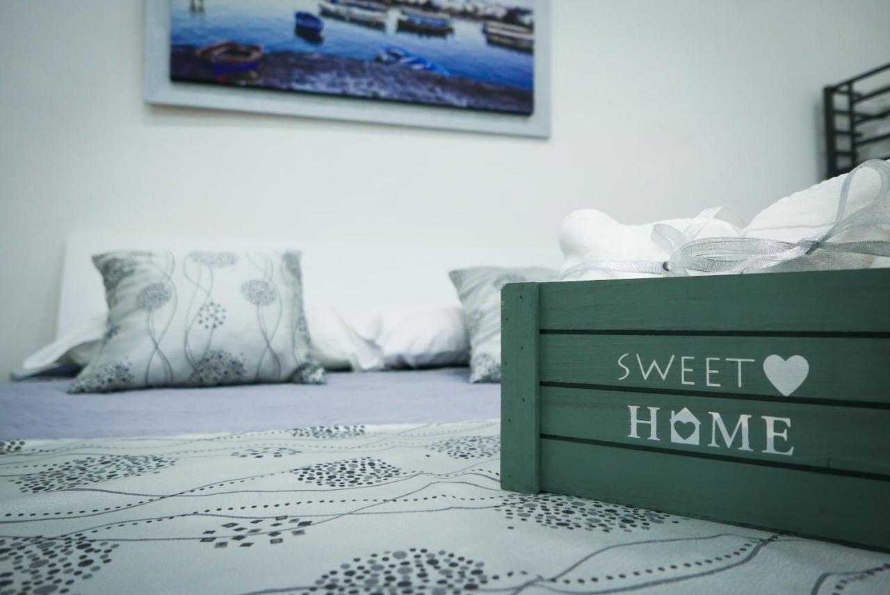 Holiday House Toto Villa Napoli Bagian luar foto